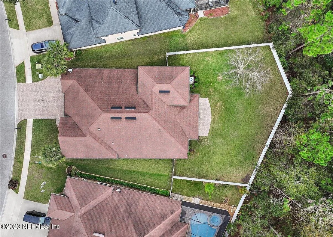 Photo of 158 STAPLEHURST Drive
