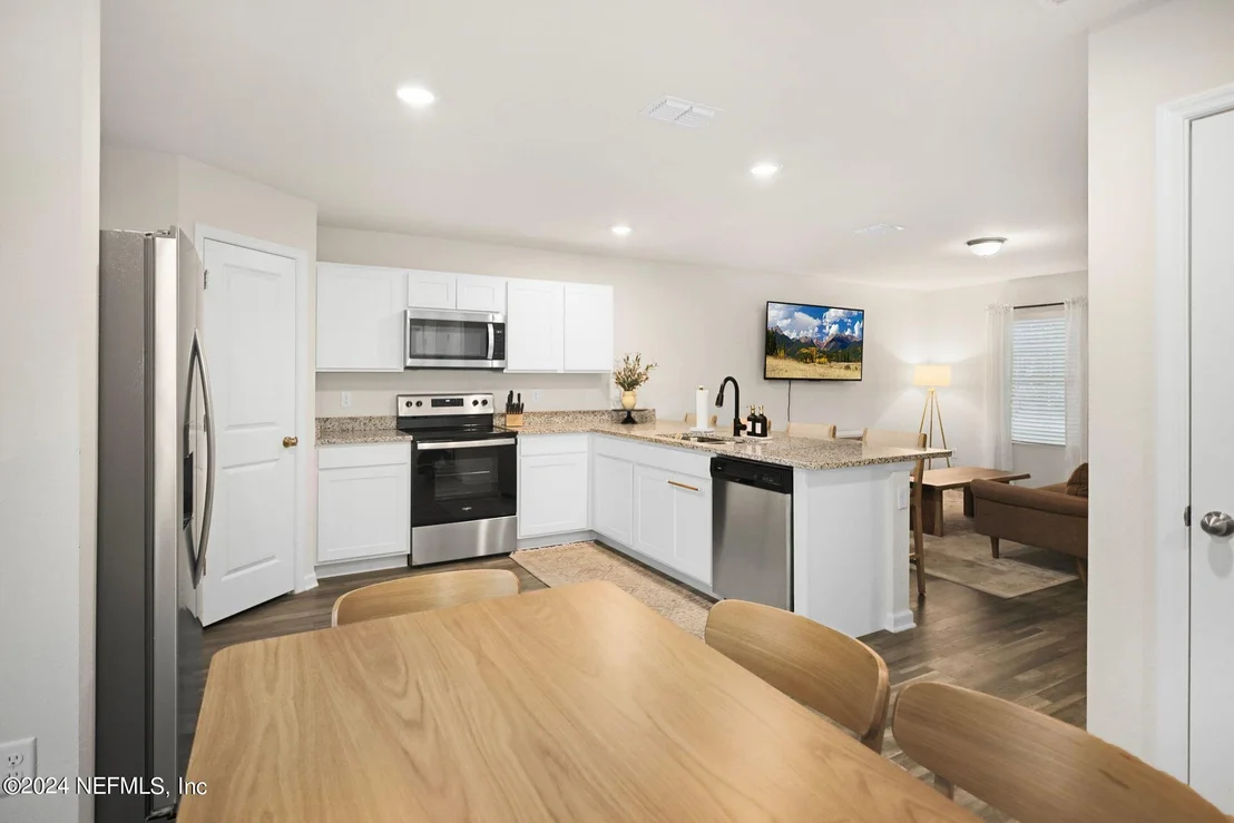 Photo of 591 HERITAGE CROSSING Drive