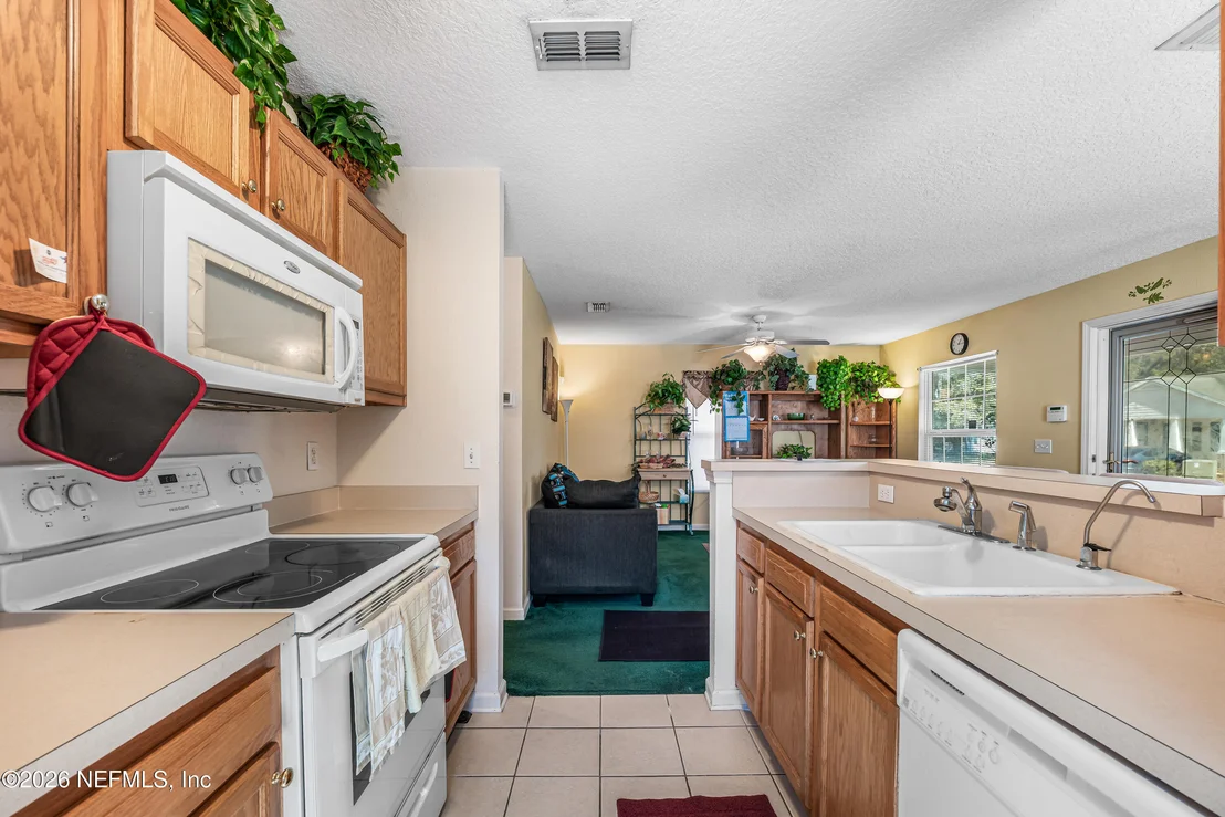 Photo of 705 OAK ARBOR Circle