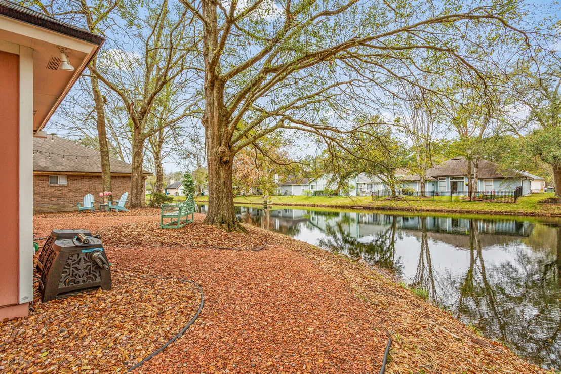 Photo of 9540 BROKEN OAK Boulevard