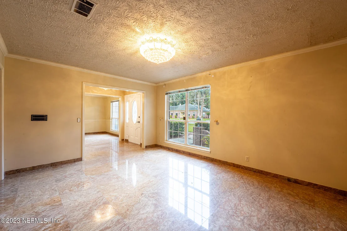 Photo of 4442 RIVER TRAIL Road