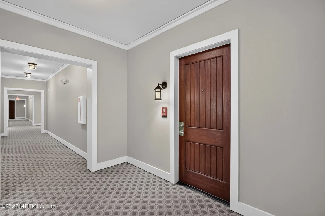 Photo of Unit 323 at 955 REGISTRY Boulevard
