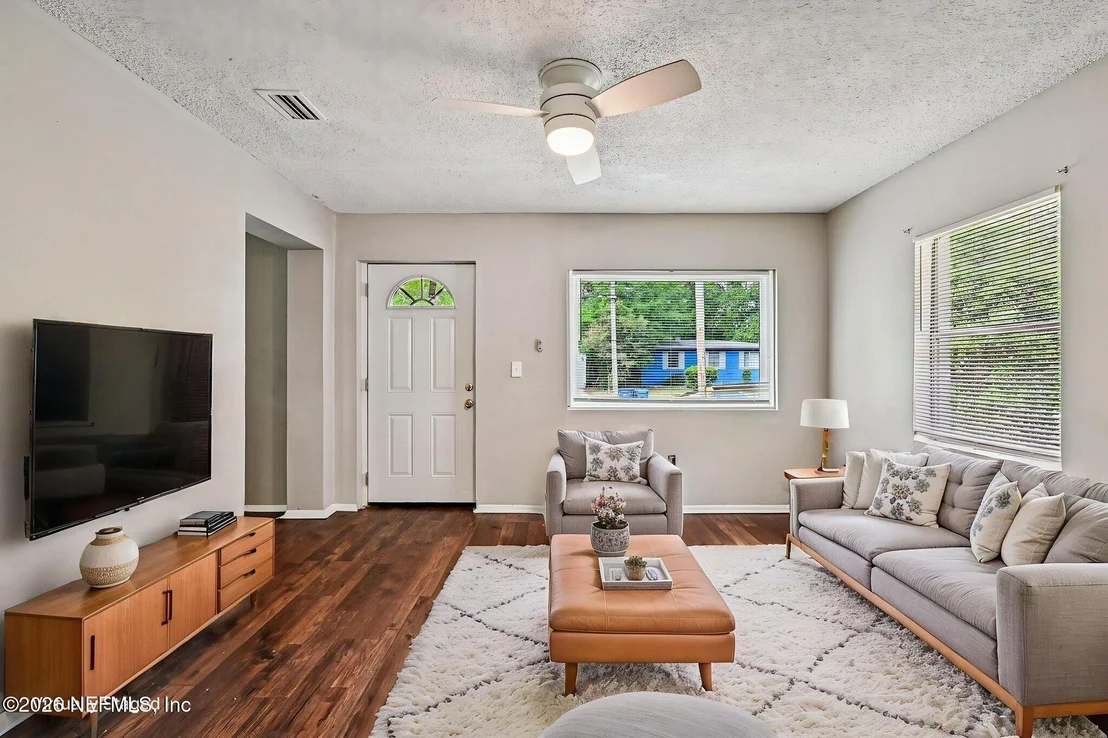 Photo of 5609 EARTHA Drive