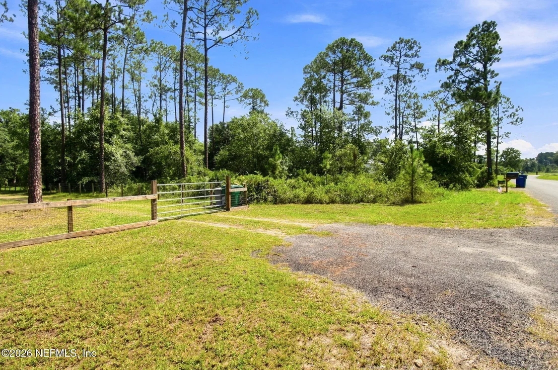 Photo of 33485 MEADOWS Lane