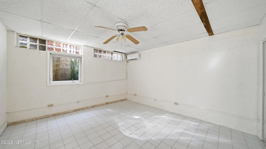Photo of 17 AVILES Drive