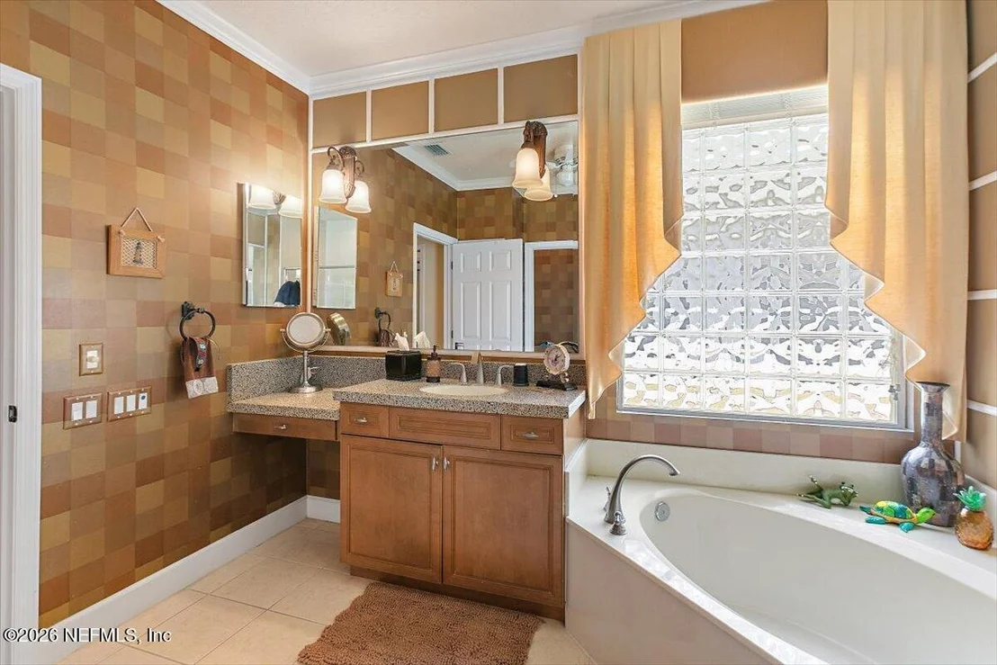 Photo of 521 OLYMPIC Circle