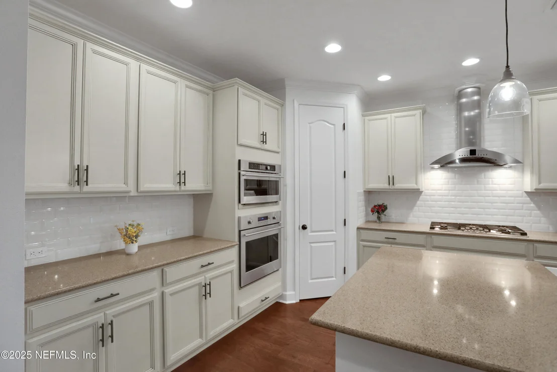 Photo of 205 WOODSONG Lane