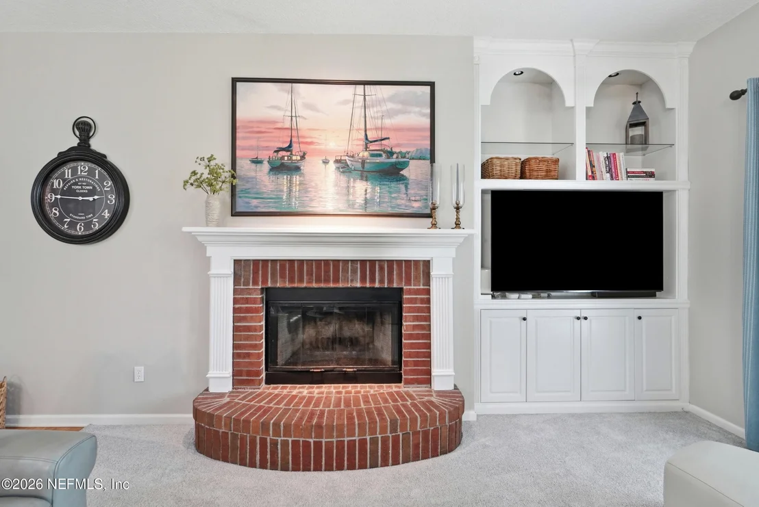 Photo of 8688 ROLLING BROOK Lane