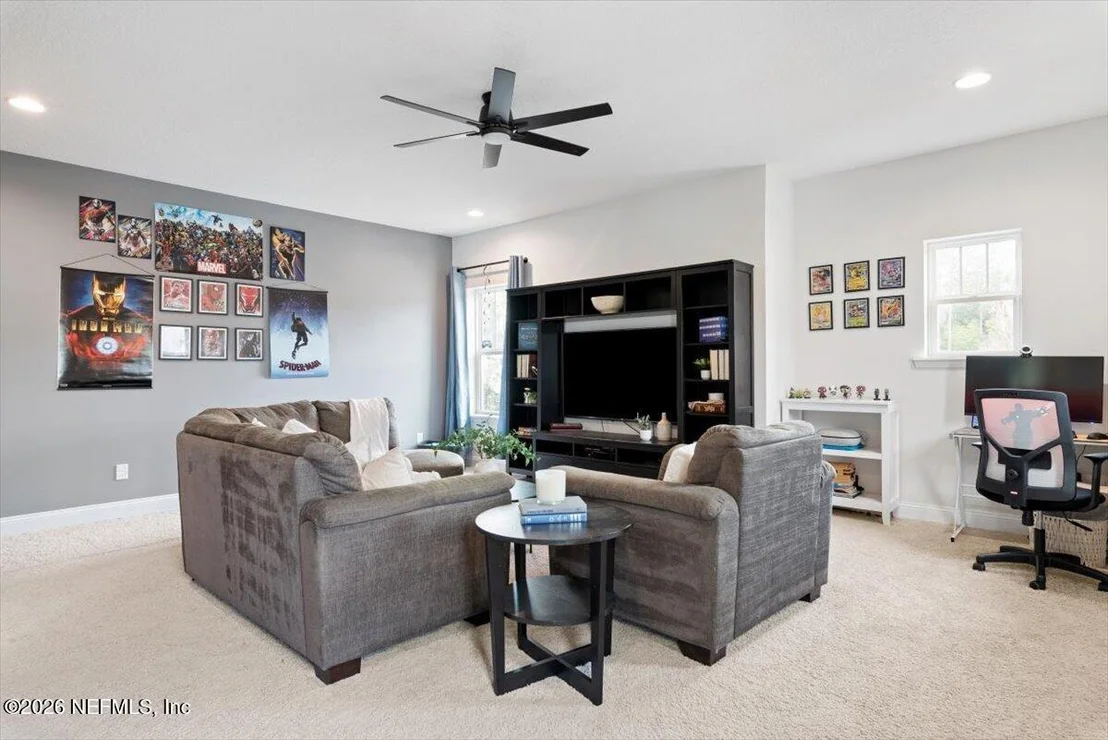 Photo of 592 OUTLOOK Drive
