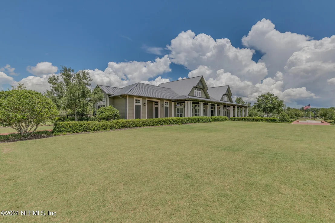 Photo of 595 MEADOW CREEK Drive