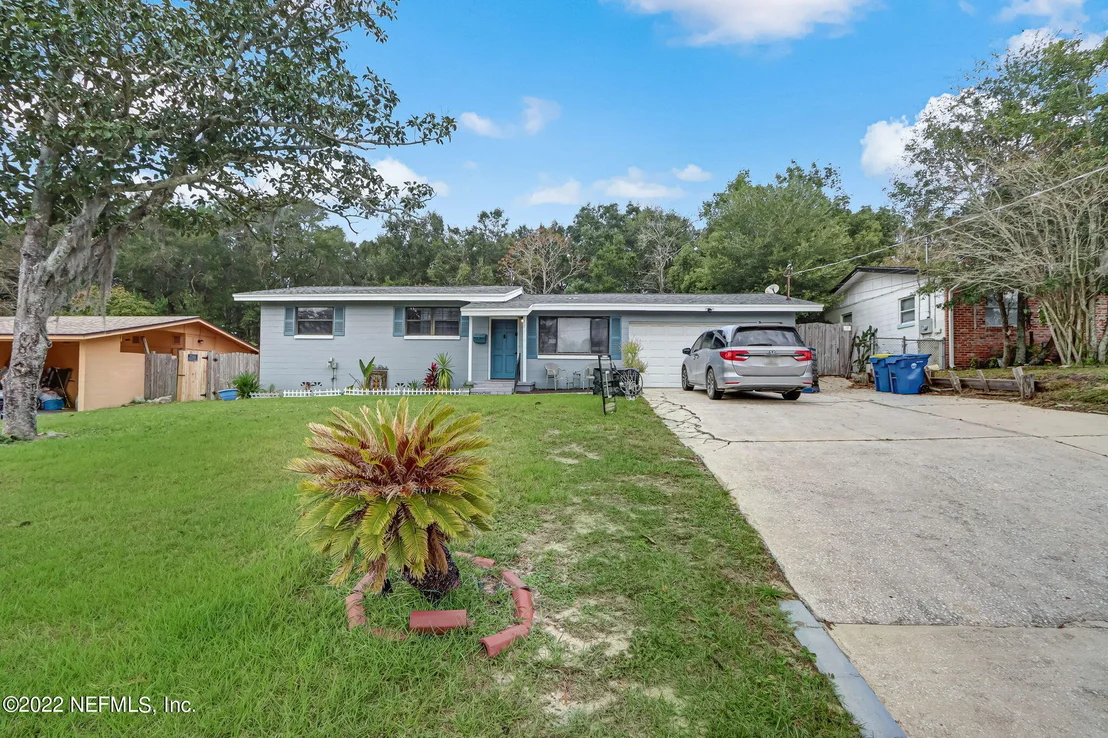 Photo of 10515 JOLYNN Road