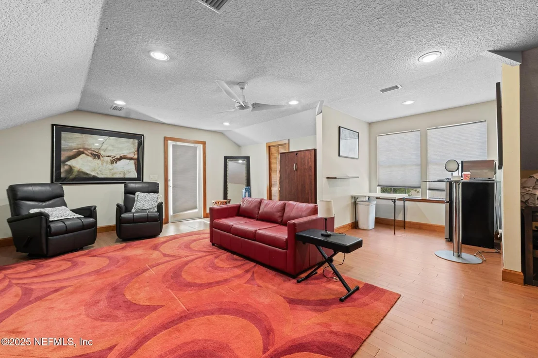 Photo of 3010 STARRATT Road