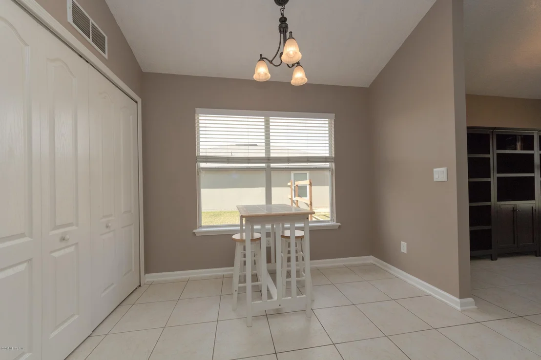 Photo of 45565 INGLEHAM Circle