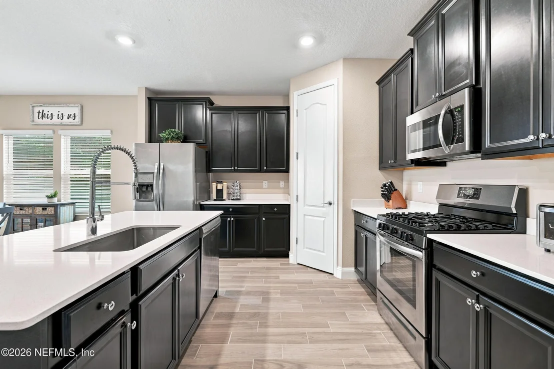 Photo of 83 BOYLSTON Court