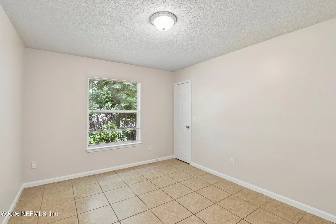 Photo of 1580 BEECHER Lane