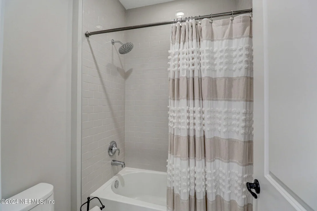 Photo of 117 STANSBURY Lane
