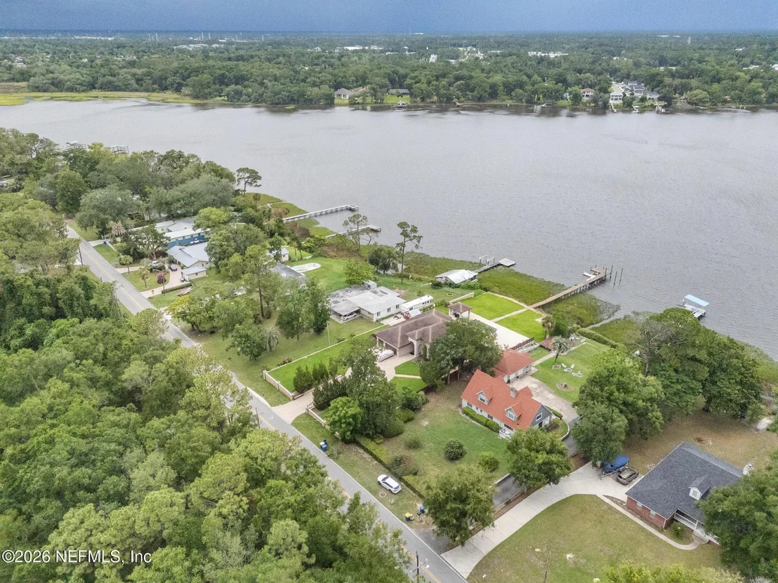 Photo of 1375 CEDAR BAY Road