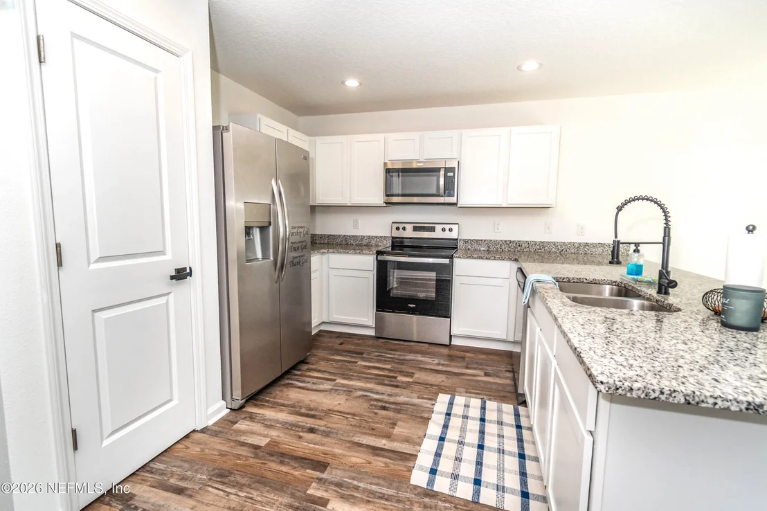 Photo of 768 CONSTITUTION Place