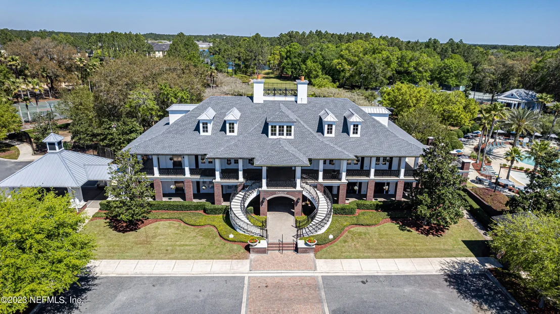 Photo of 1047 MOOSEHEAD Drive
