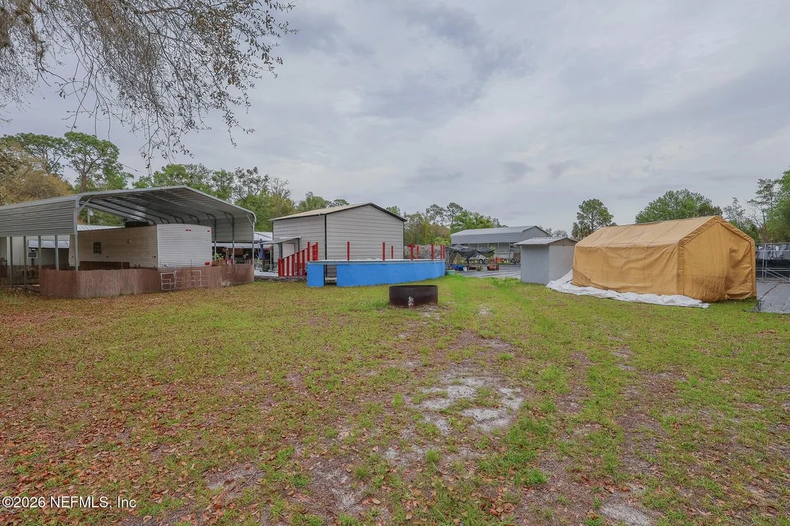 Photo of 239 LYNNE Drive
