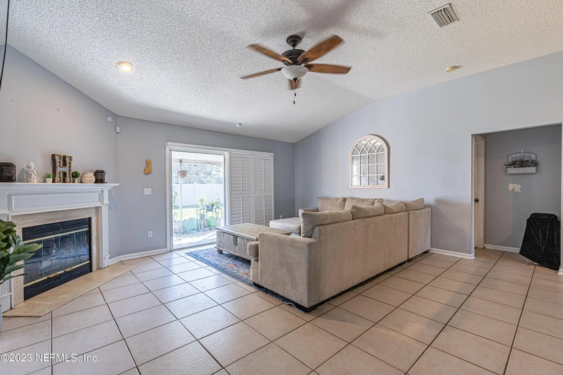 Photo of 1841 HEARTPINE Drive
