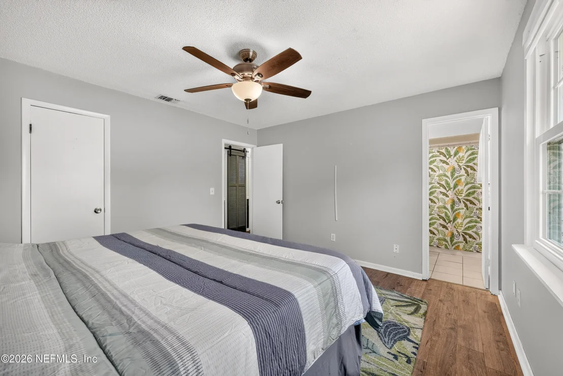 Photo of 2084 BROAD OAK Drive