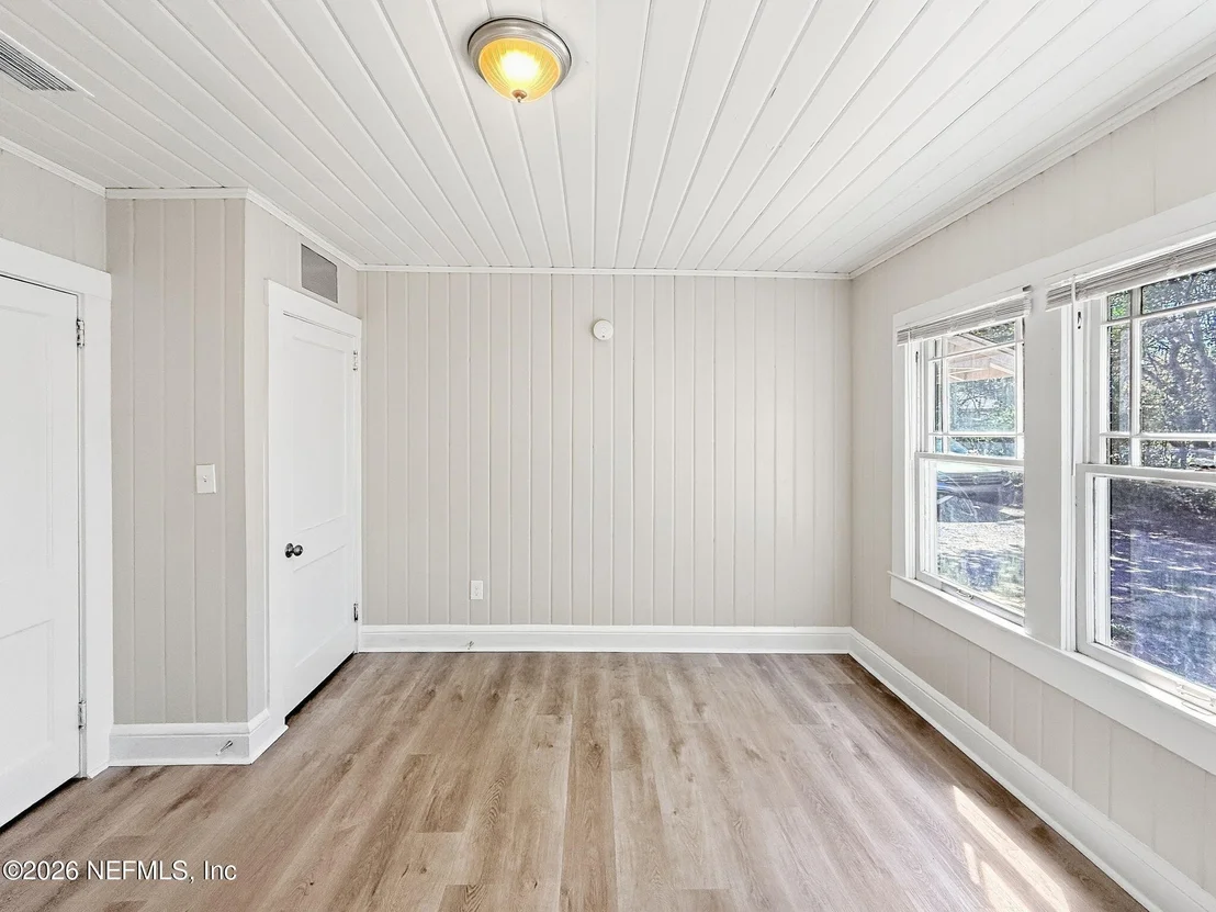 Photo of 7739 HAMMOND Boulevard