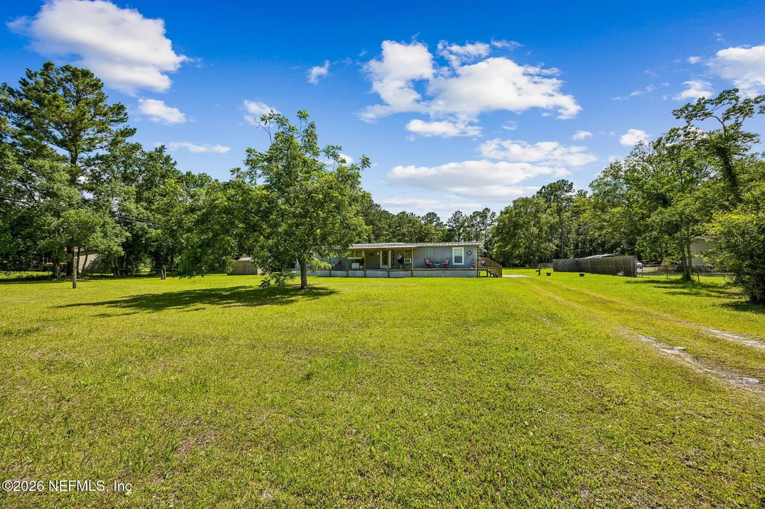 Photo of 15690 SEARS Road