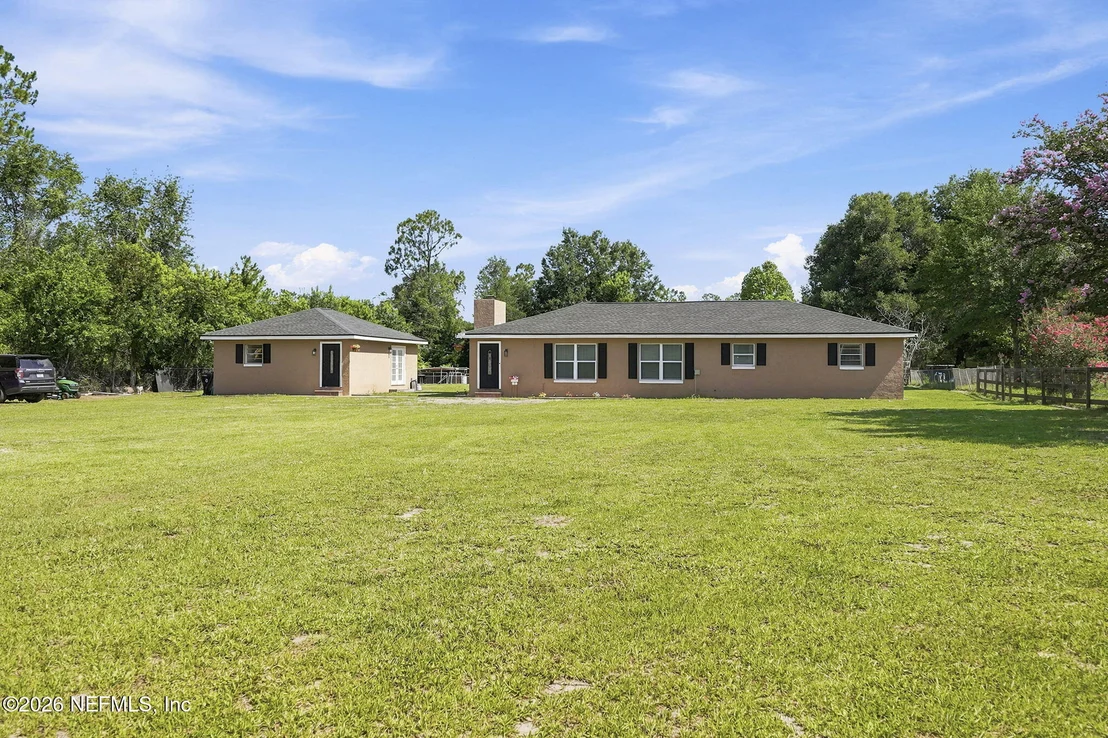 Photo of 5684 MAVERICK Road