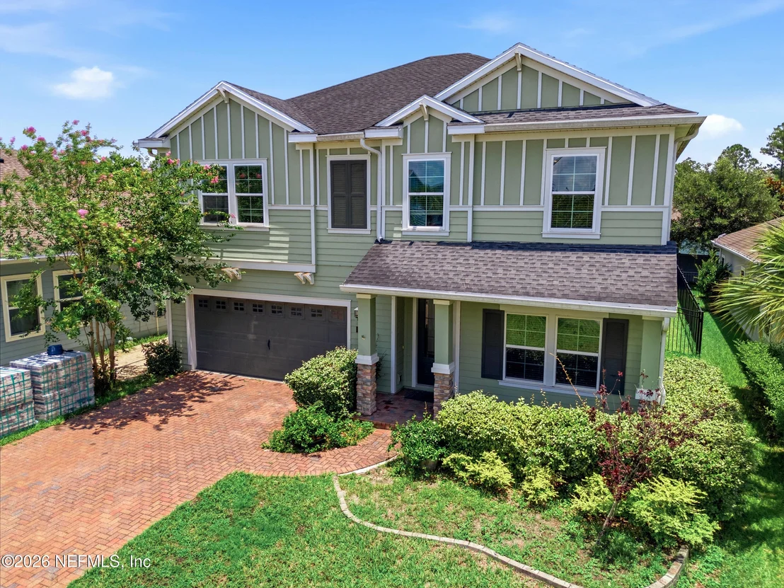 Photo of 133 HOWELL Court