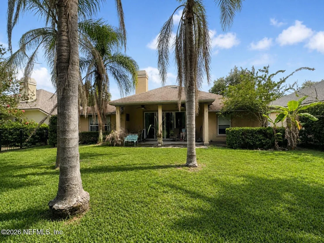 Photo of 1552 BARRINGTON Circle