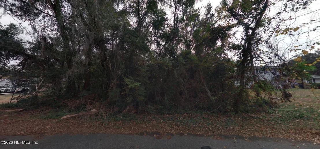 Photo of 122 MOHEGAN Road
