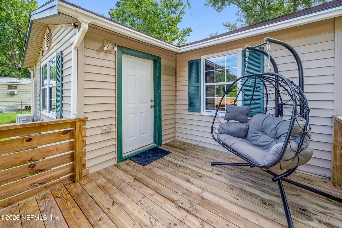 Photo of 10426 SLAY Road