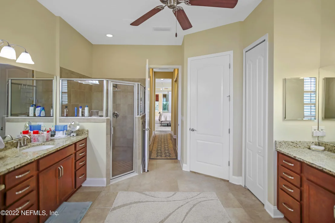 Photo of 1616 SUGAR LOAF Lane