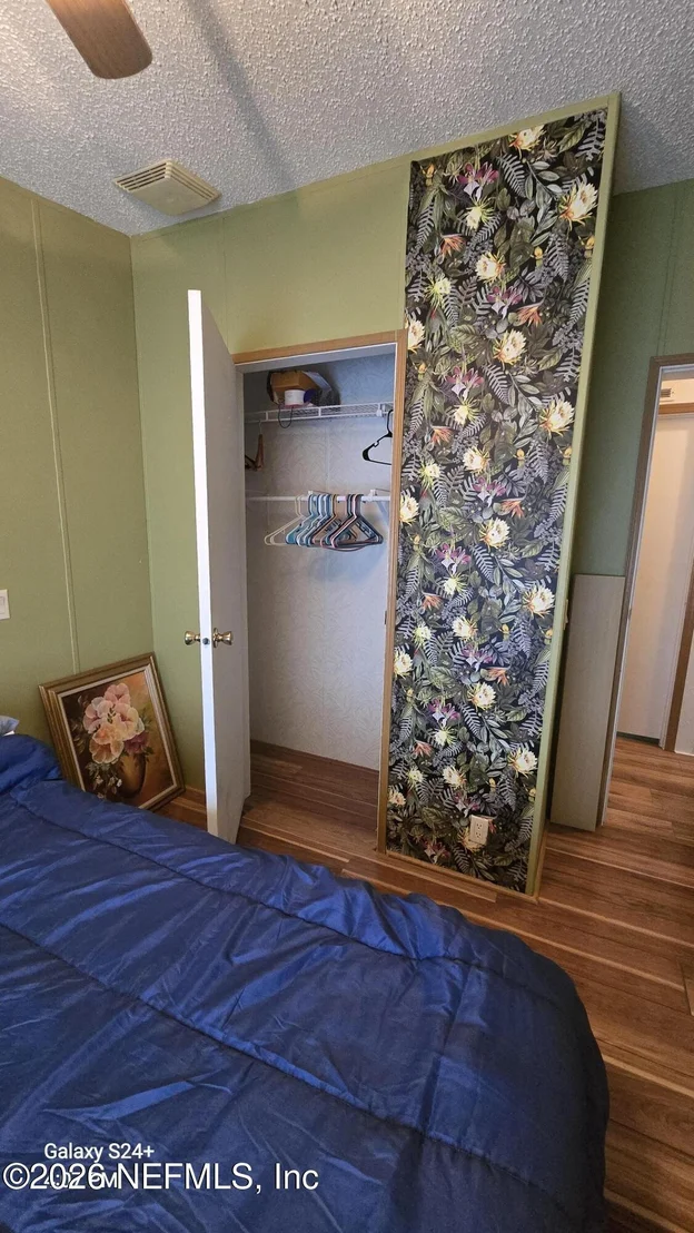 Photo of 2204 WHIPPOORWILL Drive