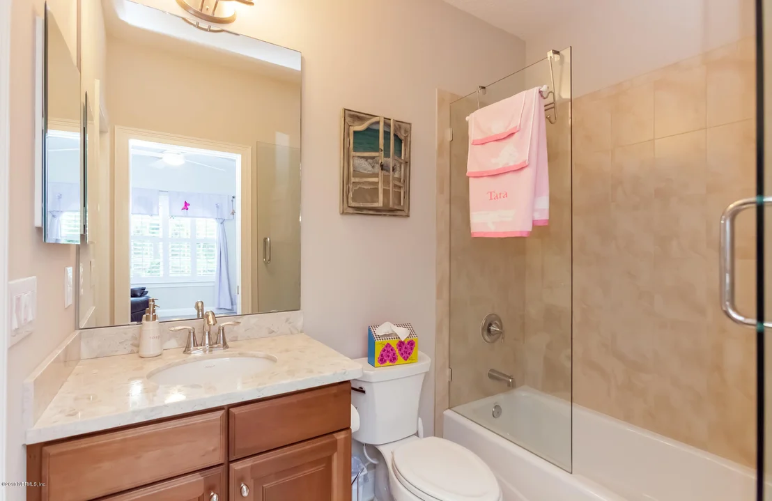 Photo of 216 VALE Drive