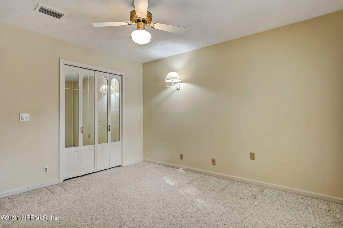 Photo of 11432 RIVER KNOLL Drive