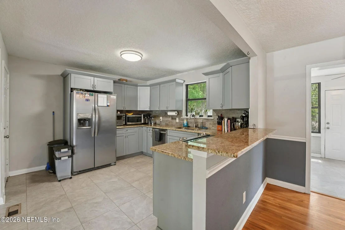 Photo of 5112 OAKSIDE Drive