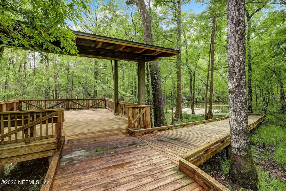 Photo of 220 RIVERCLIFF Trail