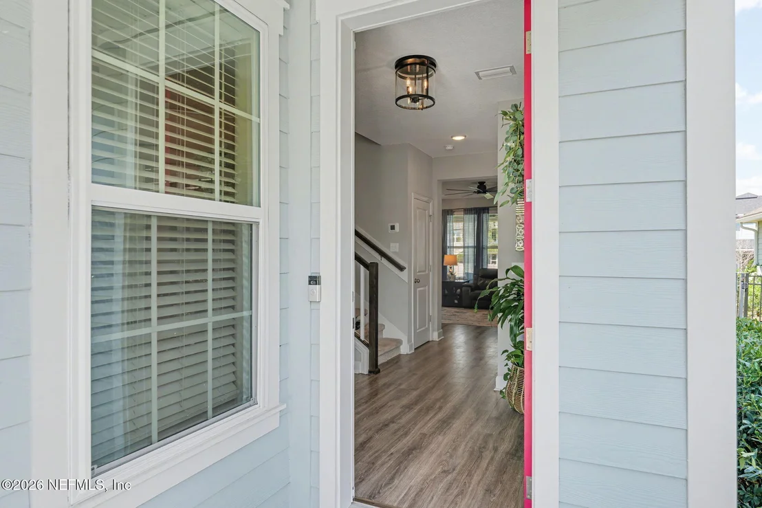 Photo of 182 FOXCROSS Avenue