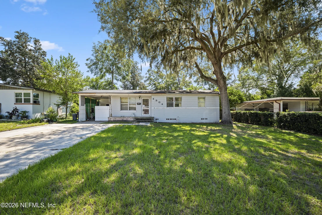 Photo of 4904 HOMECREST Circle