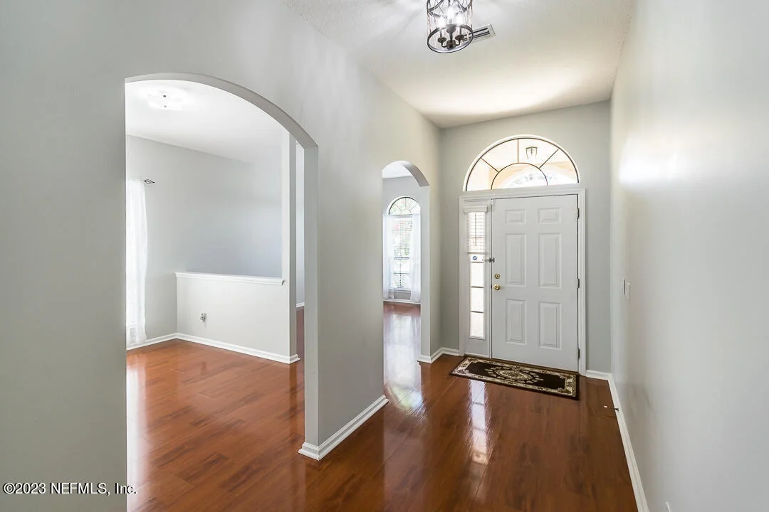 Photo of 219 DOVER BLUFF Drive