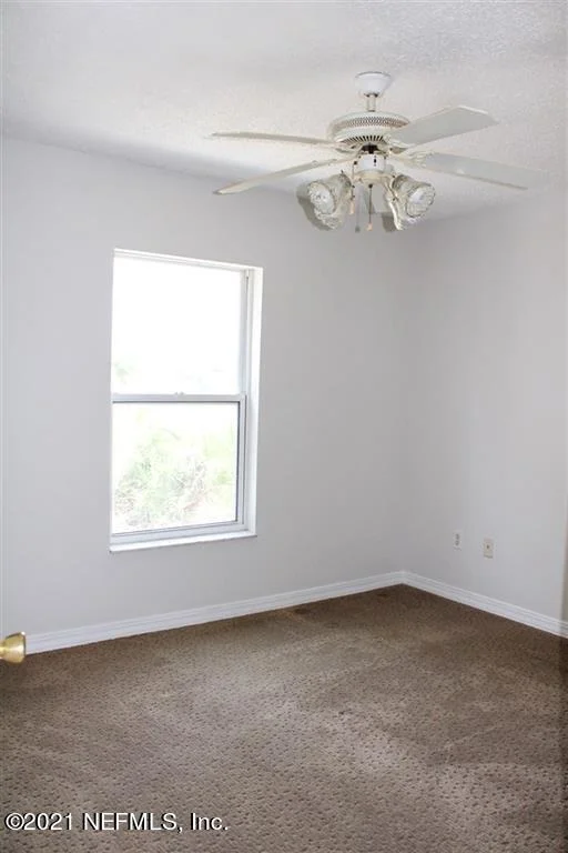 Photo of 484 ISLAND VIEW Circle