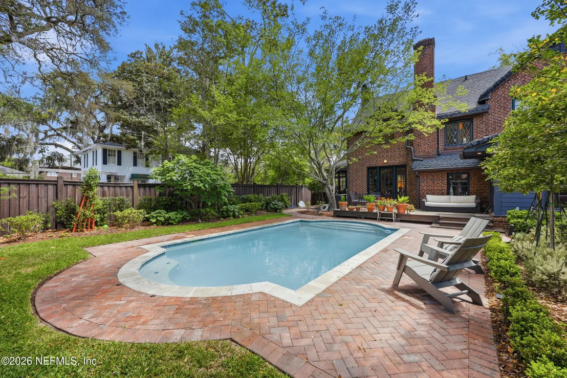 Photo of 3557 PINE Street