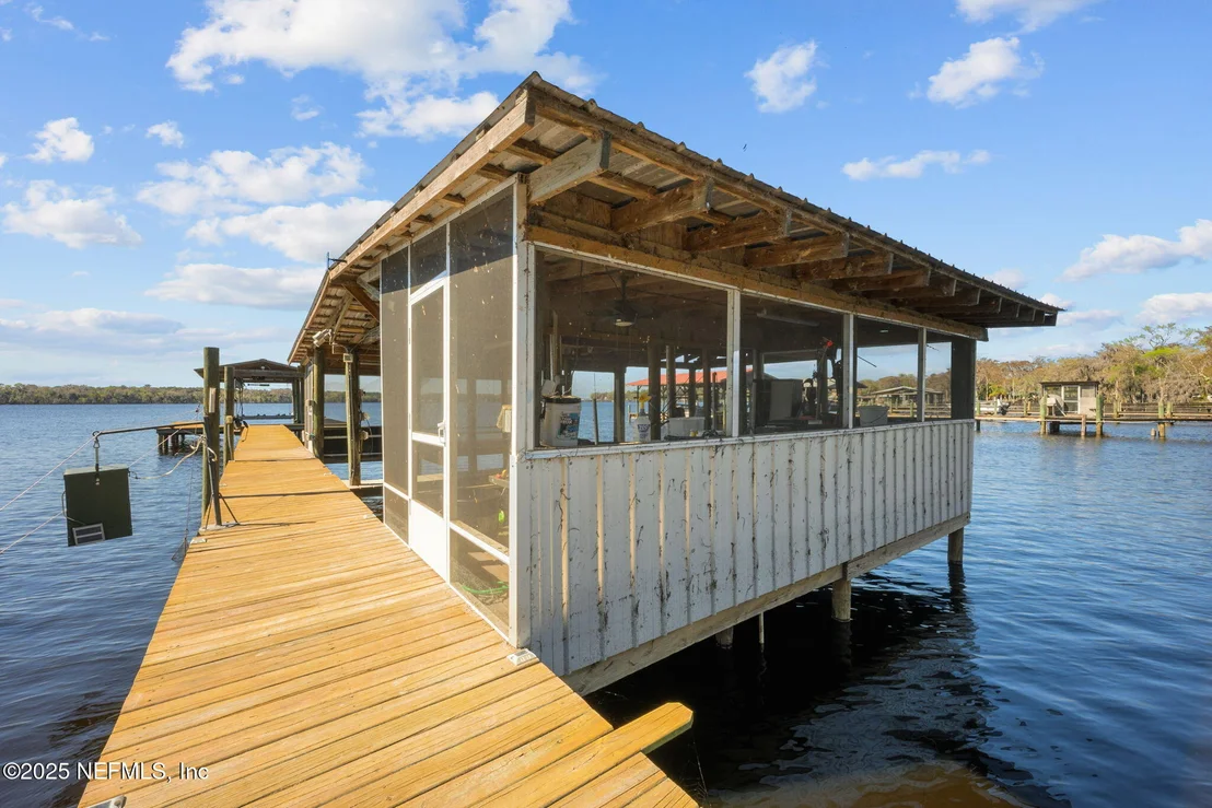 Photo of 113 DRIFTWOOD Lane