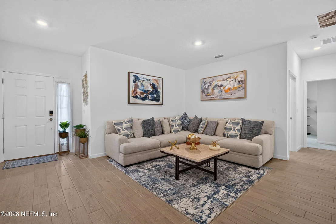 Photo of 1532 LACHLAN Circle