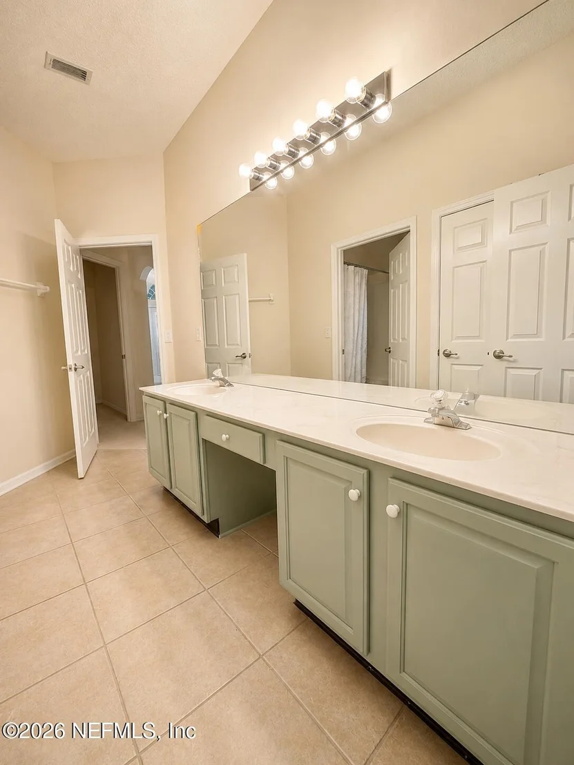 Photo of 10441 CRESTON GLEN Circle
