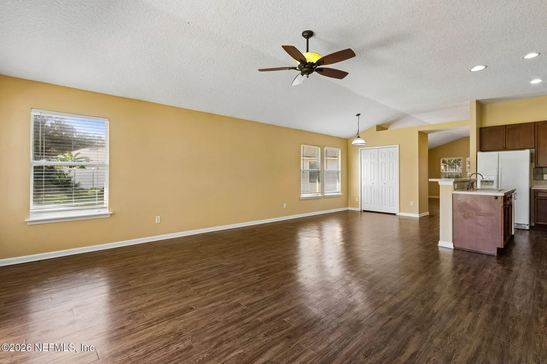 Photo of 831 TIMBERJACK Court
