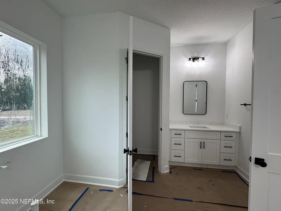 Photo of 137 CRESTVIEW Drive