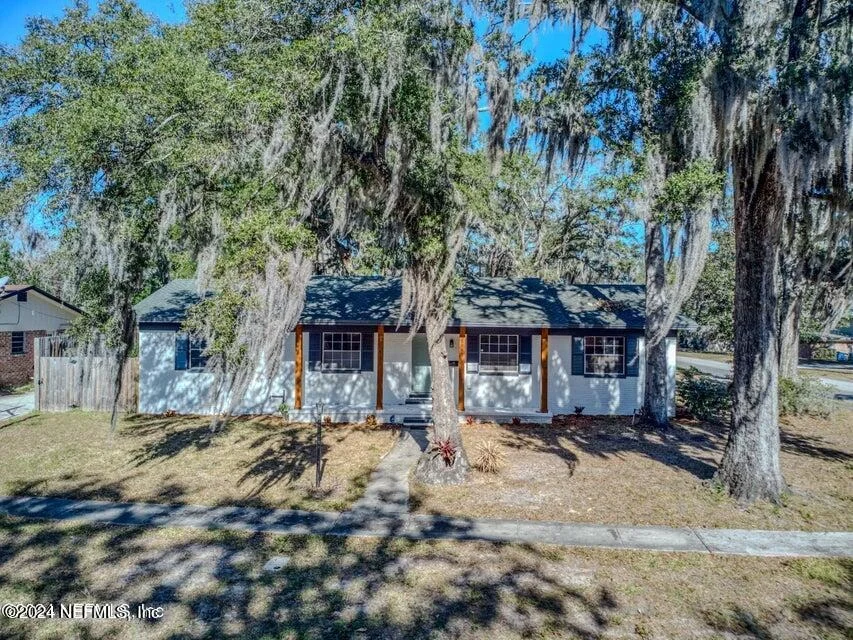 Photo of 5767 JIMTOM Drive